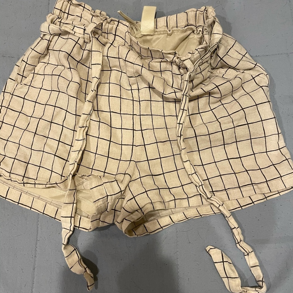 Paperbag shorts - Picture 4 of 4